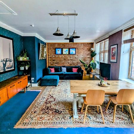 One The Mews Appartement Glasgow Buitenkant foto