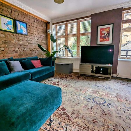 One The Mews Appartement Glasgow Buitenkant foto