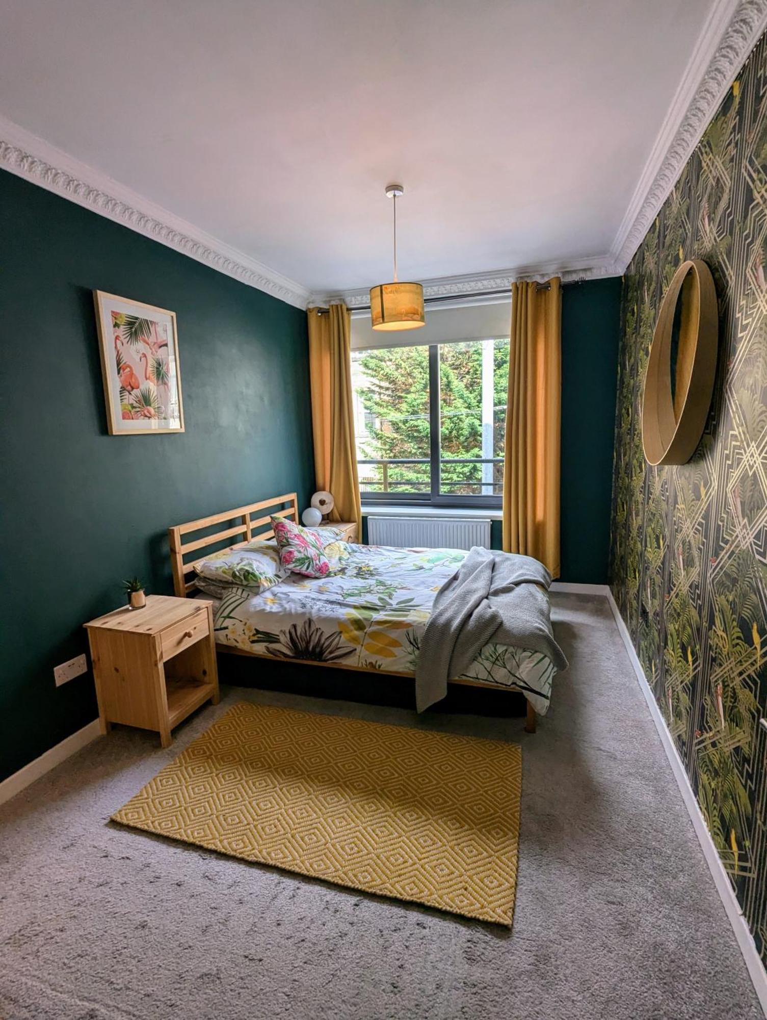 One The Mews Appartement Glasgow Buitenkant foto