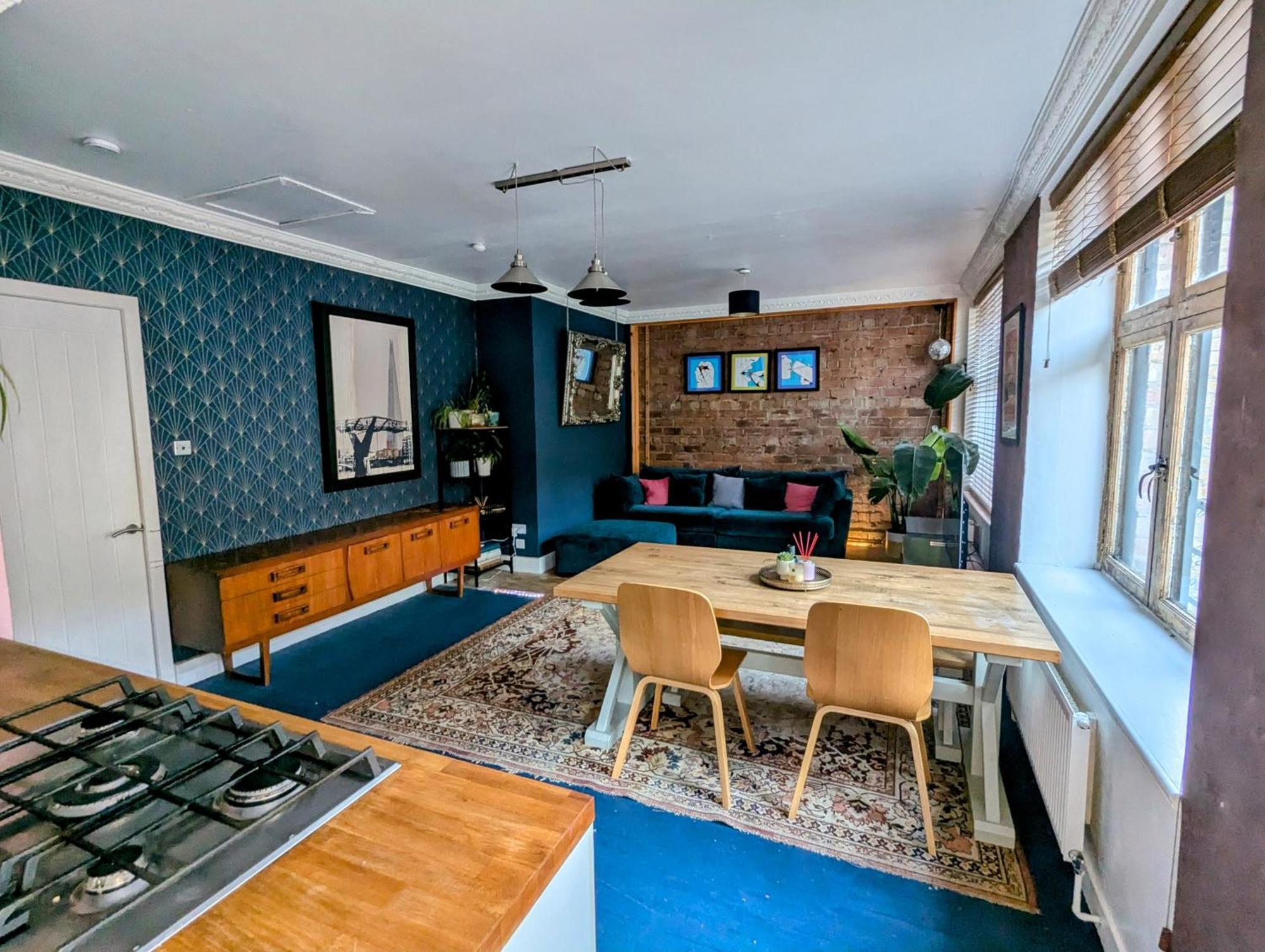 One The Mews Appartement Glasgow Buitenkant foto